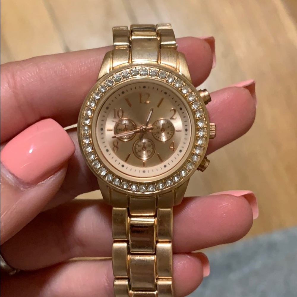 Watch - Picture 2 of 2